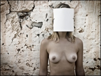 13 FACELESS, SIN ROSTRO Woman, Mujer